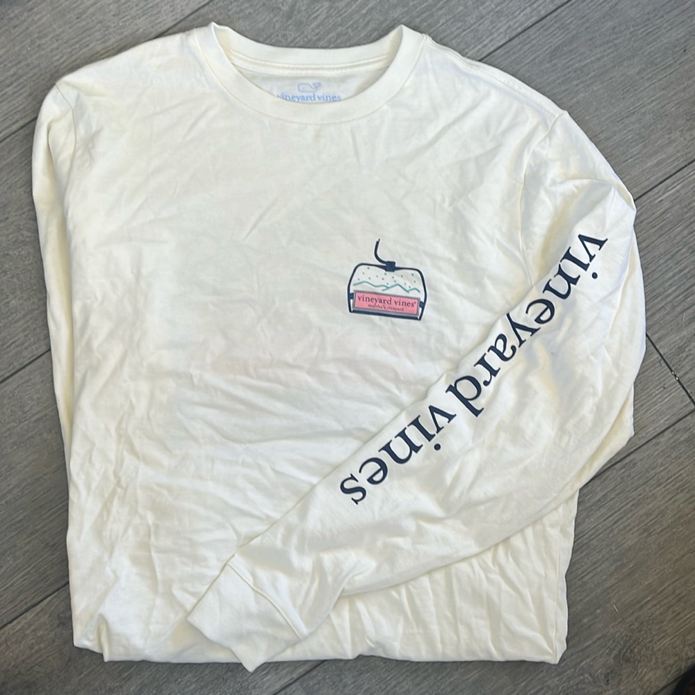 Vineyard vines, long sleeve T-shirt